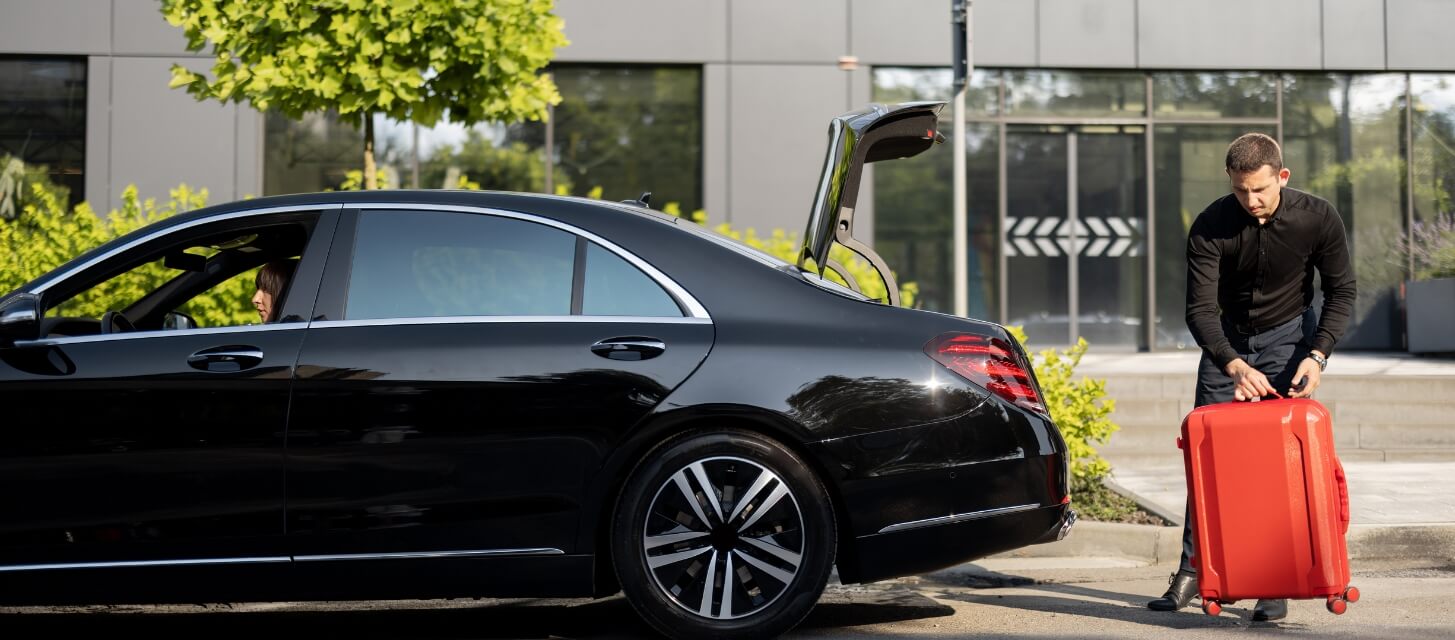 Reserve your Paris Disneyland ride with Paris Eagle Cab