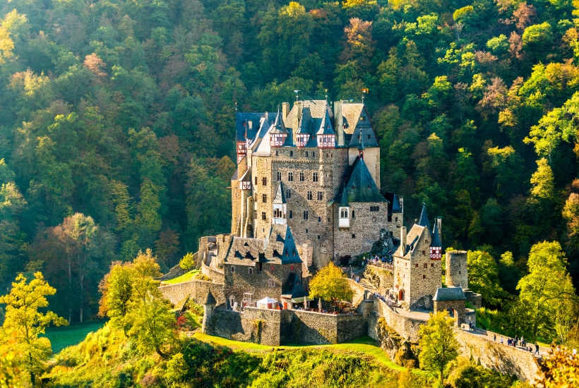 Charles De Gaulle (CDG) Airport to Disneyland Taxi